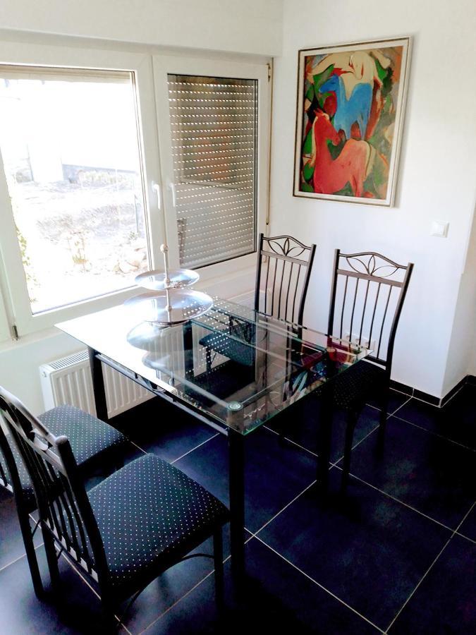 Ruhige Zentrale Lage In Bad Honnef Apartment Екстериор снимка